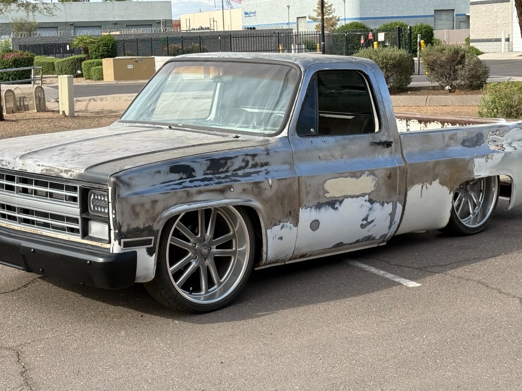 1987 DejaVu C10 Squarebody detail